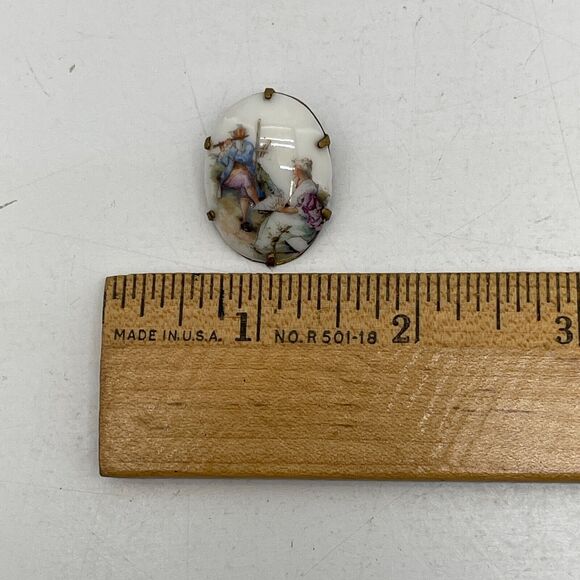 Vintage Victorian Picture Enamel Brooch Lapel Pin Travel Souvenir Memorabilia - Picture 4 of 4